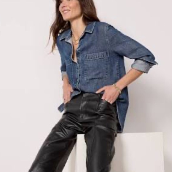 Roots Blue Chambray/Denim Shirt. Women’s XS. - Picture 5 of 8